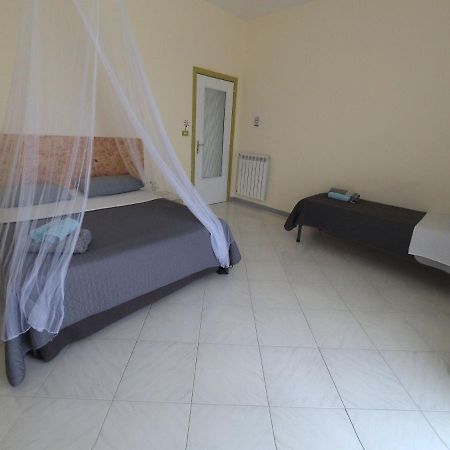 Sea View Apartment Naples Luaran gambar